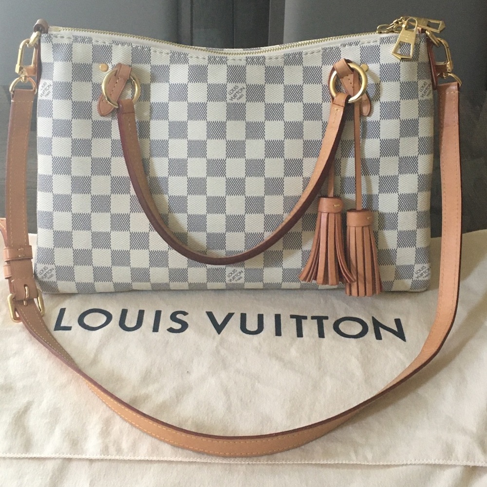 Louis Vuitton Lymington bag❌PRICE FIRM❌